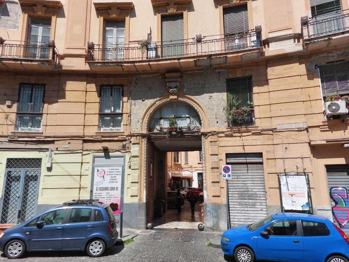 La Finestra Di Fronte Apartamento Nápoles Exterior foto